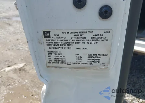 2005 Chevrolet Silverado 2500Hd Lt z USA, uszkodzony, nr VIN 1GCHK23285F967353